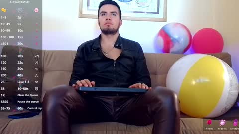 Bradley Colton Independ Model online show from January 2025 01:21:02 PM