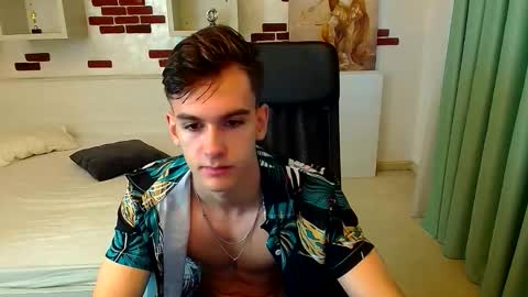 Snapshot of bradyflint chatting on October 2025 05:15:02 AM BradyFlint online show from October 2025 05:15:02 AM