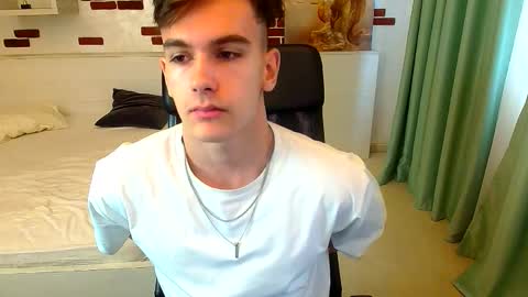 Snapshot of bradyflint chatting on November 2025 10:13:02 AM BradyFlint online show from November 2025 10:13:02 AM