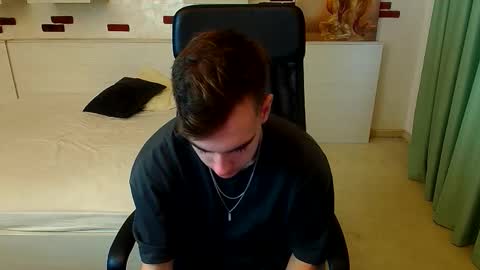 Snapshot of bradyflint chatting on November 2025 10:29:01 AM BradyFlint online show from November 2025 10:29:01 AM