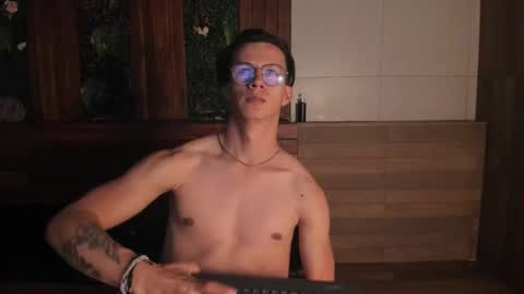 Snapshot of brandon_starkk chatting on December 2025 11:48:01 AM brandon_starkk online show from December 2025 11:48:01 AM