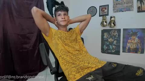 Snapshot of brandonstonexl chatting on October 2025 09:14:02 PM Brandon Stone online show from October 2025 09:14:02 PM