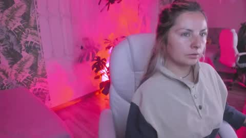 Snapshot of brandy_sweet_ chatting on October 2025 11:30:02 AM BRANDY online show from October 2025 11:30:02 AM