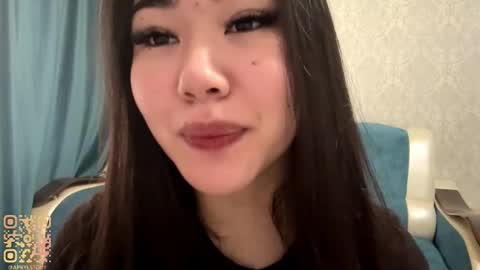 Aypril   online show from October 2025 07:20:01 AM