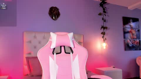   online show from January 2025 01:02:02 PM