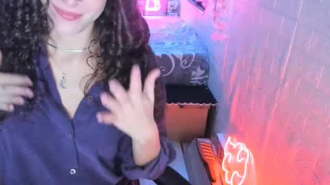 Martes online show from October 2025 10:22:02 PM