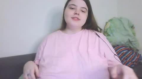 Emma online show from October 2025 05:22:02 PM