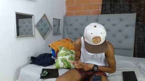 braycum_alpha online show from December 2024 10:06:02 PM