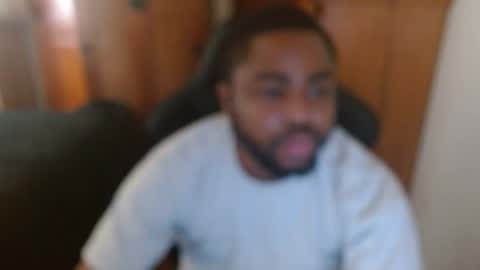 Snapshot of breadw1nnah chatting on January 2025 10:40:02 PM Breadw1nnah online show from January 2025 10:40:02 PM