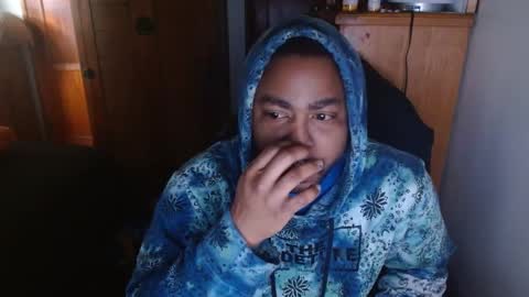 Snapshot of breadw1nnah chatting on January 2025 03:43:01 PM Breadw1nnah online show from January 2025 03:43:01 PM