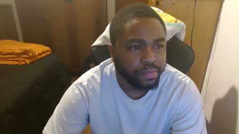 Snapshot of breadw1nnah chatting on March 2025 08:33:02 AM Breadw1nnah online show from March 2025 08:33:02 AM