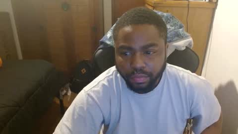 Snapshot of breadw1nnah chatting on March 2025 07:10:01 AM Breadw1nnah online show from March 2025 07:10:01 AM