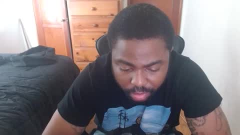 Snapshot of breadw1nnah chatting on November 2025 08:43:02 PM Breadw1nnah online show from November 2025 08:43:02 PM