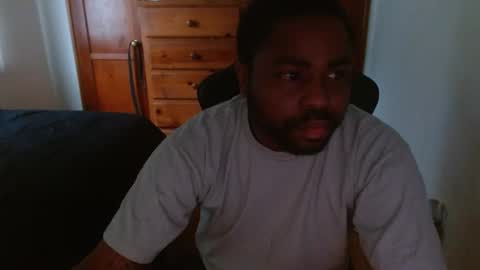 Snapshot of breadw1nnah chatting on November 2025 03:55:02 PM Breadw1nnah online show from November 2025 03:55:02 PM