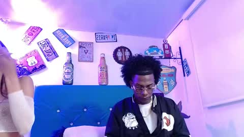 breazer__ online show from October 2025 12:33:02 AM