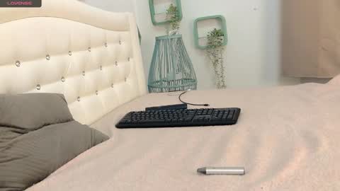 Brelland online show from February 2025 01:27:01 PM