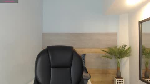 Brenda online show from October 2025 03:07:02 AM