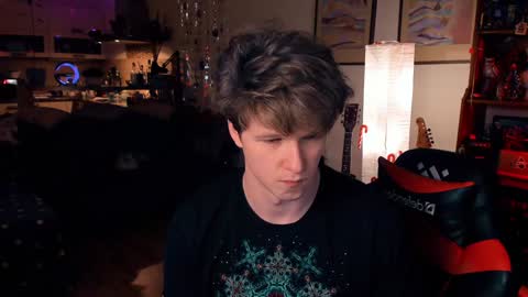 brestonsweet online show from December 2024 05:42:02 PM