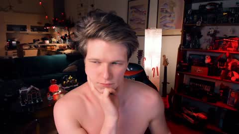 brestonsweet online show from December 2024 10:25:01 PM
