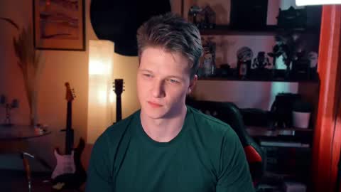 brestonsweet online show from February 2025 01:21:01 PM