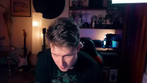 brestonsweet online show from February 2025 07:52:01 PM