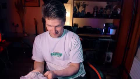 brestonsweet online show from March 2025 07:27:02 PM