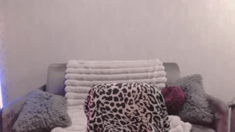 Snapshot of bri_fox chatting on November 2025 08:14:01 PM bri_fox online show from November 2025 08:14:01 PM