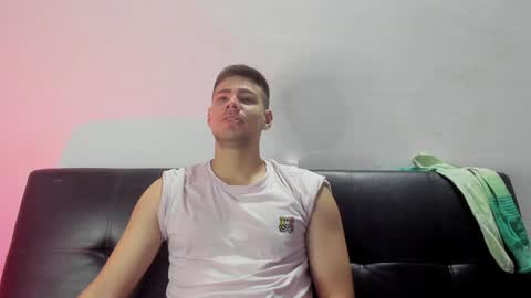 Snapshot of brian_mac chatting on January 2025 11:01:02 PM brian_mac online show from January 2025 11:01:02 PM