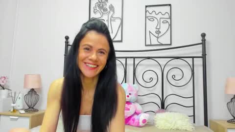 Snapshot of brianaflynt chatting on November 2025 08:41:02 PM brianaflynt online show from November 2025 08:41:02 PM