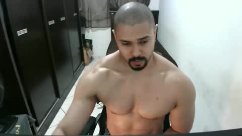 brianaries online show from October 2025 05:18:02 AM