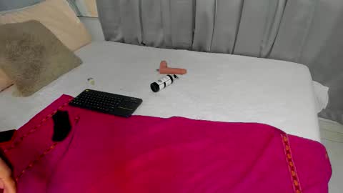 Snapshot of brianna_w10 chatting on October 2025 01:18:01 PM Brianna online show from October 2025 01:18:01 PM