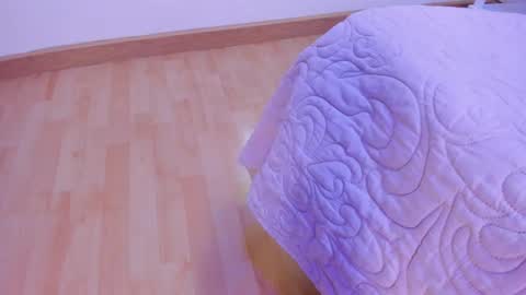 Brianna  online show from October 2025 12:03:02 PM