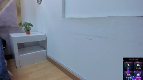 Brianna  online show from October 2025 11:55:02 AM