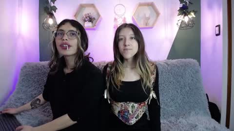 Snapshot of briarandblair chatting on December 2024 02:16:01 PM briarandblair online show from December 2024 02:16:01 PM