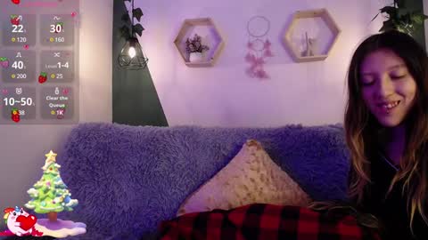 Snapshot of briarandblair chatting on December 2024 02:07:01 PM briarandblair online show from December 2024 02:07:01 PM