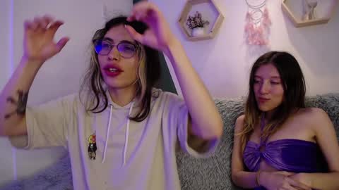 Snapshot of briarandblair chatting on January 2025 04:34:01 PM briarandblair online show from January 2025 04:34:01 PM