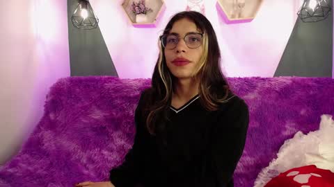 Snapshot of briarandblair chatting on January 2025 06:08:02 PM briarandblair online show from January 2025 06:08:02 PM