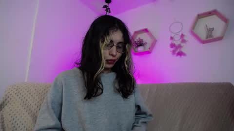 Snapshot of briarandblair chatting on February 2025 05:16:01 PM briarandblair online show from February 2025 05:16:01 PM