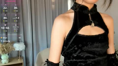 Hanna online show from October 2025 02:23:02 AM