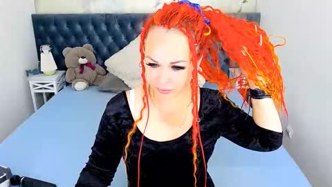 Snapshot of bridgetfoxxy chatting on September 2025 04:13:02 AM bridgetfoxxy online show from September 2025 04:13:02 AM