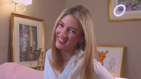 Mary online show from September 2025 08:45:01 PM