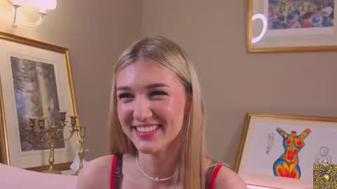 Mary online show from September 2025 08:25:02 PM