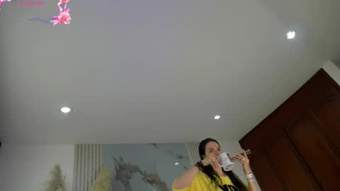    online show from October 2025 01:19:01 PM