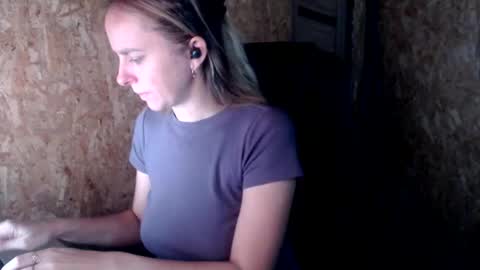 Snapshot of brilliantly chatting on September 2025 09:53:02 AM brilliantly online show from September 2025 09:53:02 AM