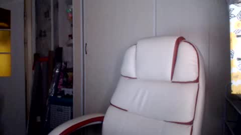 Snapshot of brilliantly chatting on November 2025 08:14:02 AM brilliantly online show from November 2025 08:14:02 AM