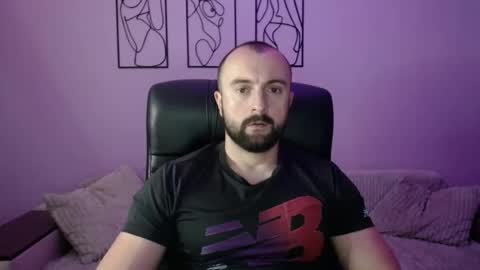 brindlefly69 online show from October 2025 11:19:01 AM