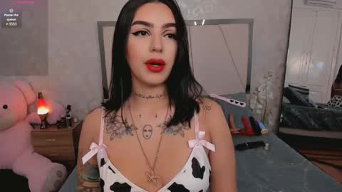 brinna_cox online show from September 2025 12:43:01 PM