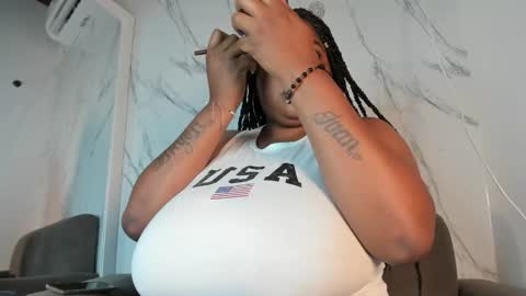 Snapshot of brionygip chatting on October 2025 12:47:01 PM ANGIE online show from October 2025 12:47:01 PM