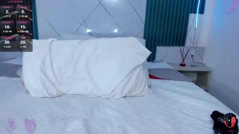 briseida_white online show from November 2025 01:45:01 PM