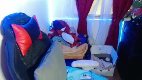 scarleth    follow mee 3 kis online show from January 2025 05:56:01 AM